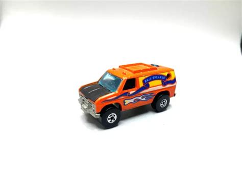 VAN VINTAGE HOT Wheels Baja Breaker 1982 mur arrière orange 1 64 moulé sous pression presque