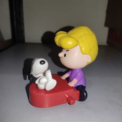 Jual Schroeder And Snoopy Snoopy And Charlie Brown The Peanuts