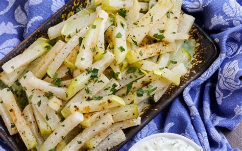 Baked Kohlrabi Fries With Tzatziki Sauce Vegan Kohlrabi Recipes Whole Food Recipes Recipes