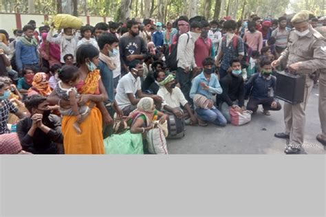 Thousands Of Migrant Labourers Protest At Haryana Up Border Demanding