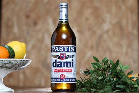 Пастис (Pastis): правила пития, коктейли, рецепт напитка