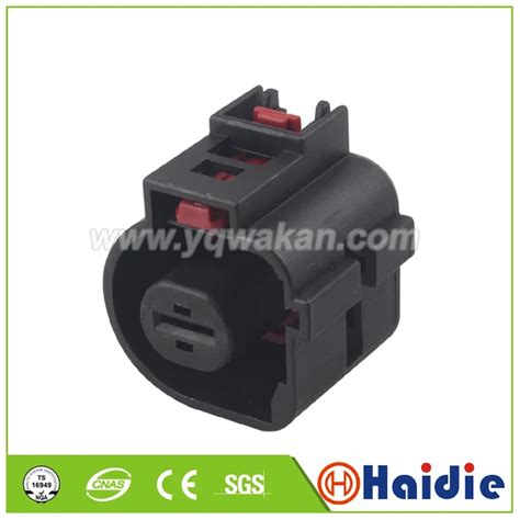 Free shipping 2sets Audi A6 A6L engine starter connector motor plugplug ...