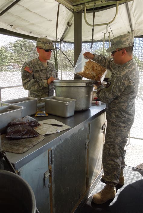 Food Service Soldiers Rise To Challenge Of Feeding Hundreds At Golden