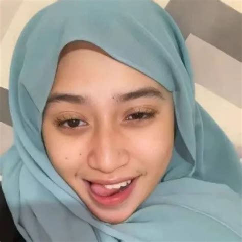 Awek Melayu Lancap Dry Humping Blowjob Porn Feat Awektudung XHamster