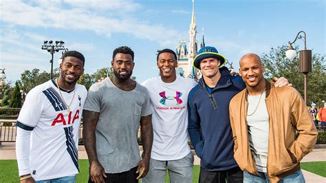 This Week In Disney Parks Photos Pro Bowl Players Celebrated At Magic