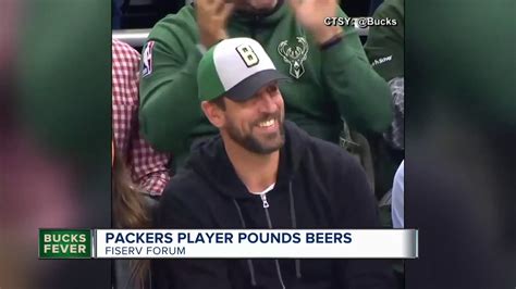 Green Bay Packers Tackle David Bakhtiari Chugs Two Beers On Jumbotron