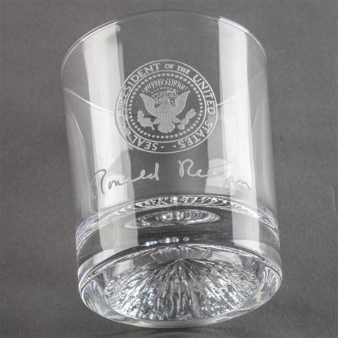 Lot Ronald Reagan Presidential Whiskey Glass