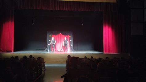 Alumnado De Primaria Disfruta De Relatos Del Mundo En El Auditorio De