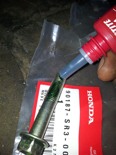 Болты подушки двигателя — Honda Civic Hatchback (5G), 1,6 л, 1995 года ...