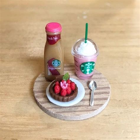 Miniature Ice Starbuck Strawberry With Strawberry Tart Miniature