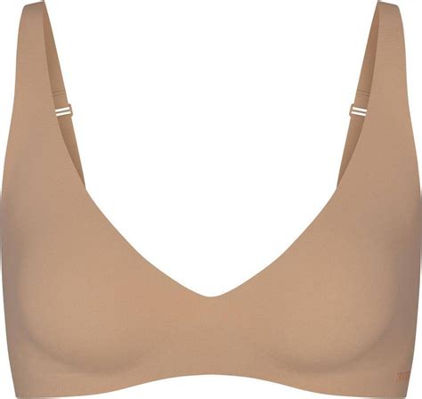 Skims Naked Plunge Bra Stores See The Best Price