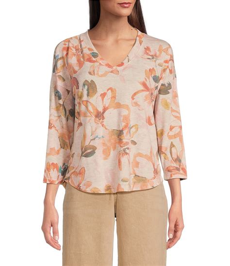 Democracy Knit Floral V Neck Sleeve Shirttail Hem Top Dillard S