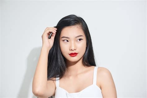 Premium Photo Closeup Portrait Of A Young Attractive Asian Woman