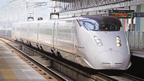 Mind The Doors Japan Bullet Train Runs With Door Open At 280 Kph With