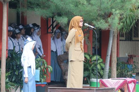 Sman Semarang Gelar Upacara Peringatan Hari Kartini Sman Semarang