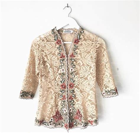 Po Kebaya Classic Lace Nude Rustic Non Nik