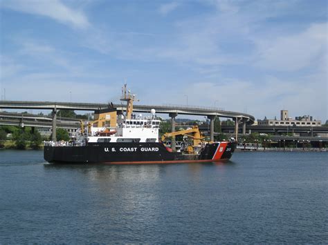 Us Coast Guard Portland Oregon Chris Yunker Flickr