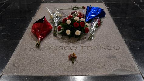 La Cour Supr Me Espagnole Donne Son Feu Vert L Exhumation De Franco