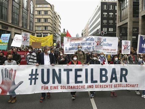 Unteilbar Großdemo In Berlin Für Solidarische Gesellschaft