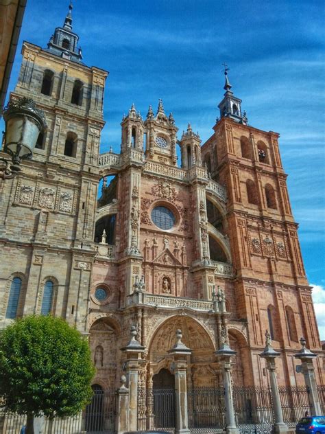 Astorga Cathedral (Spain): history and visiting hours