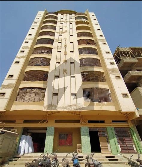 A Stunning Flat Is Up For Grabs In Nazimabad Nazimabad Nazimabad