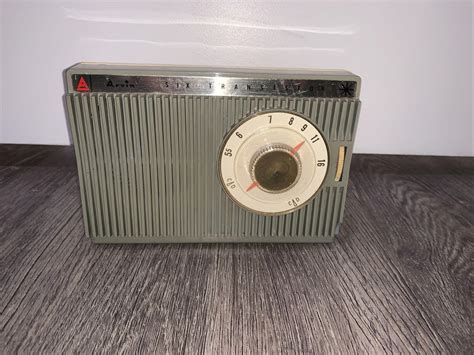 Vintage Arvin Transistor Radio Am