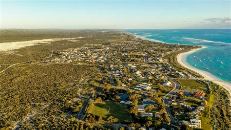 Lancelin Accommodation | Self-Contained Holiday Homes