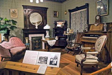 Montana Historical Society Museum | TravelBox - Global Trip Activity Planner