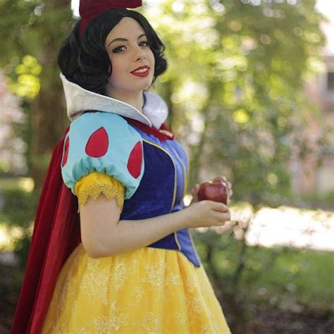 Disney Snow White Womens Costume