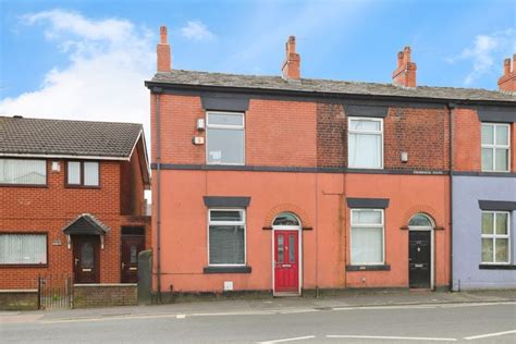 2 Bed Terraced House To Rent In Bell Lane Bury Bl9 £795 Pcm Zoopla