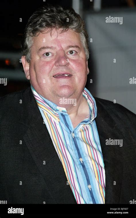 Robbie Coltrane Hi Res Stock Photography And Images Alamy