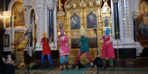 Pussy Riot les féministes russes auront un procès public Terrafemina