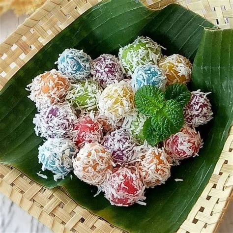 KLEPON KETAN ISI GULA MERAH Source Tintinrayner Rebake Setia