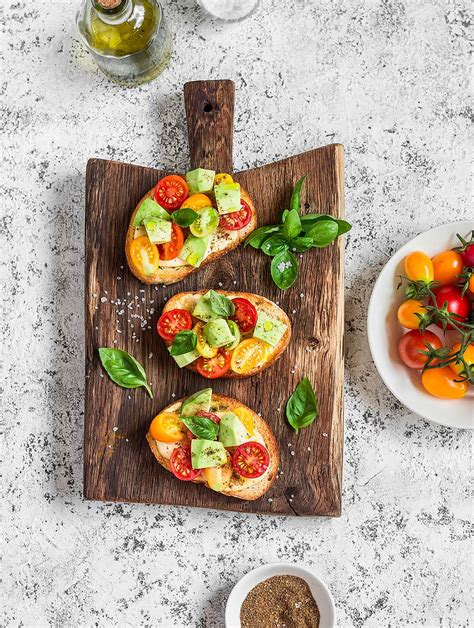 Avocado Tomato Bruschetta