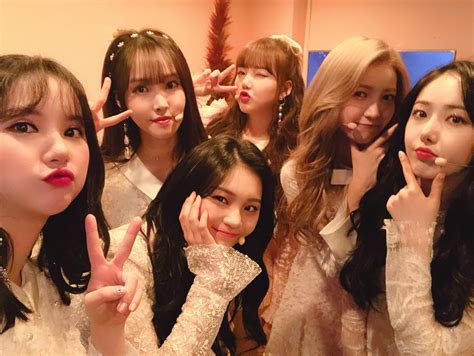 여자친구 Gfriend On Twitter 여자친구 Gfriend 오늘은 진짜 불금이야 불금🔥 랑둥쓰들 오늘 여친이들