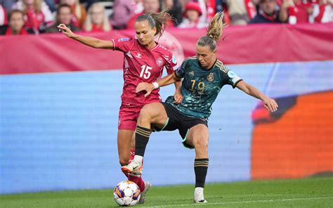 DFB Frauen Fußballerinnen kämpfen gegen Dänemark um Olympia Traum