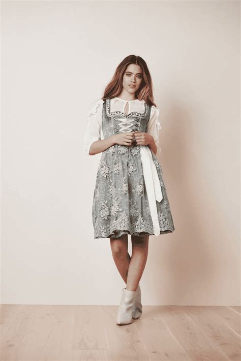 Dirndl Alara Cm In Gr N Im Kr Ger Dirndl Online Shop