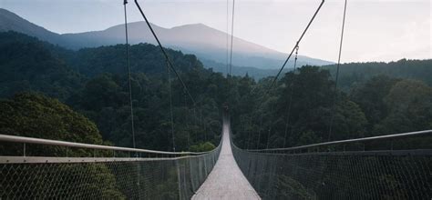 5 Lokasi Wisata Di Jawa Barat Yang Bikin Tenang Trippersid