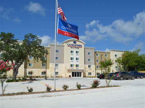 Candlewood Suites San Antonio Airport - San Antonio Hotel with Full
