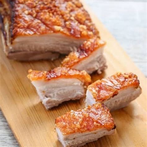 Jual Golden Crispy Roasted Pork Belly Samcam Siobak Kriuk Babi Guling