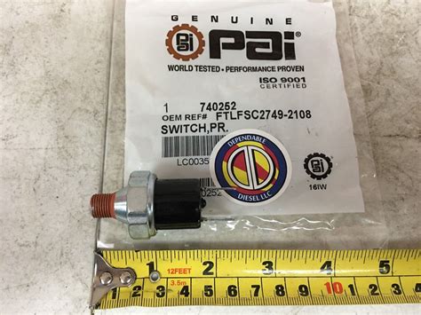 Parking Brake Light Pressure Switch PAI 740252 Ref Freightliner