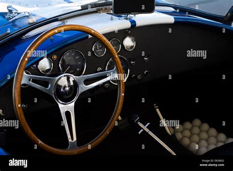 Shelby Cobra 1965 Interior