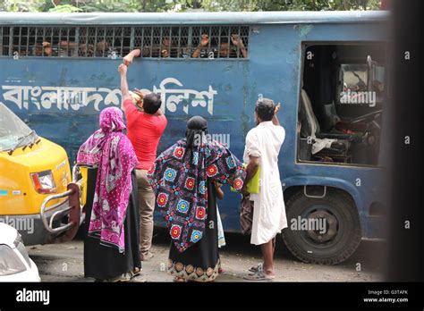 Dhaka Bangladesh 14th June 2016 June 15 2016 Relatives Of