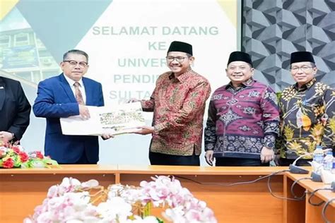 Kementerian Agama Beri Beasiswa 40 Mahasantri Terbaik Dari 4 Mahad Aly