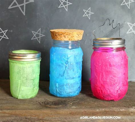 The BFG Movie Dream Jars - A girl and a glue gun