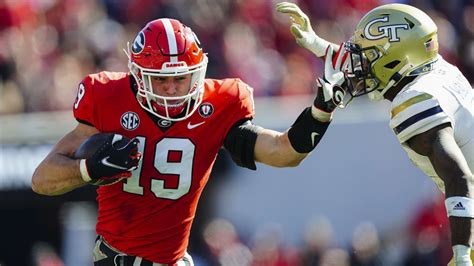 Scouting Brock Bowers Georgia Tight End Similar To 49ers Pro Bowler