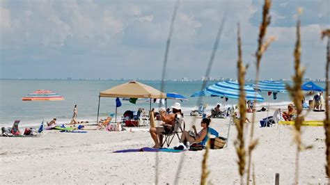 Barefoot Beach Preserve County Park | Paradise Coast