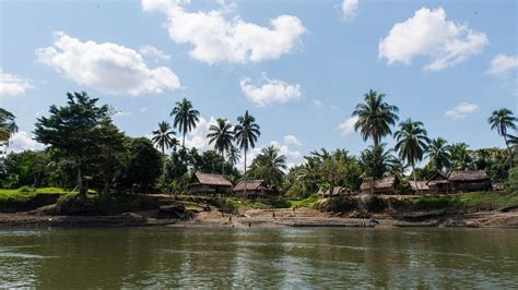 At the River’s Edge in Papua New Guinea - USTOA Blog