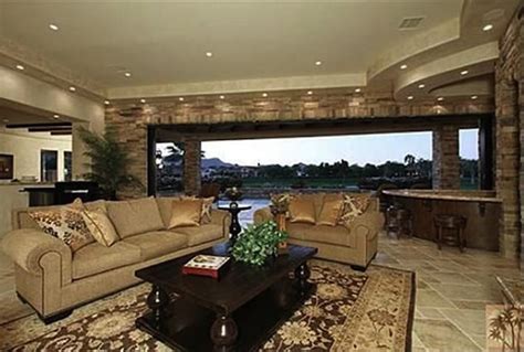 Kyle Richards of 'Real Housewives of Beverly Hills' Buys La Quinta House