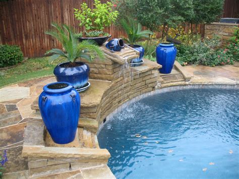 Love The Blue Pots With The Pool Poollandscapingideas Pool